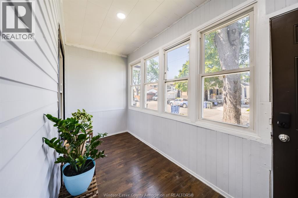 1170 PIERRE AVENUE - 4