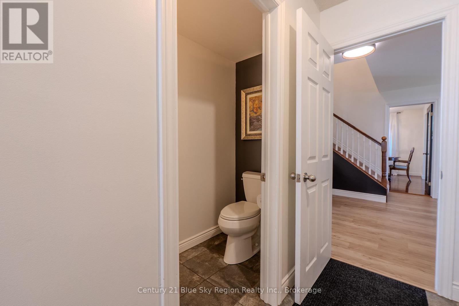 354 ELMWOOD AVENUE - 23