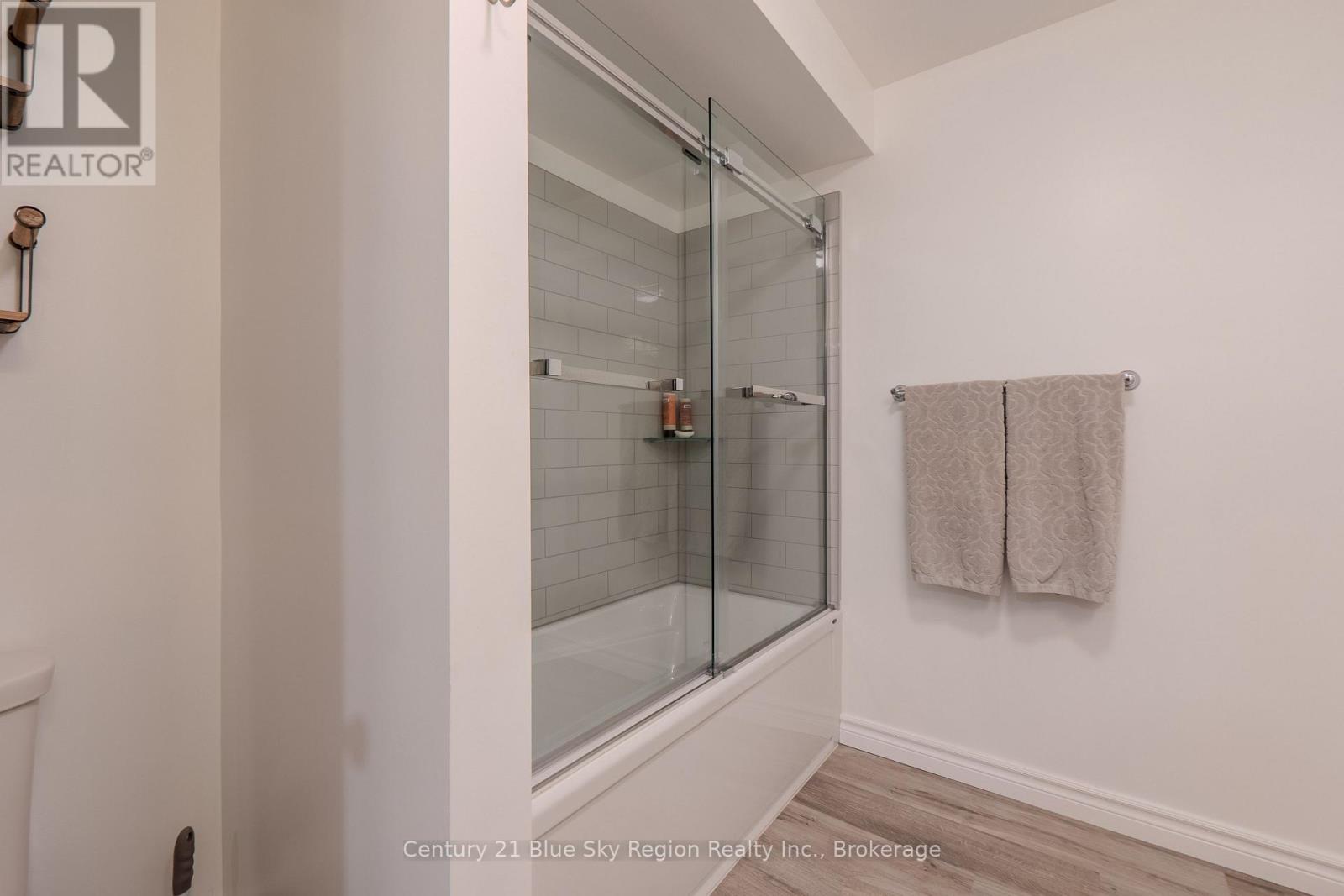 354 ELMWOOD AVENUE - 40