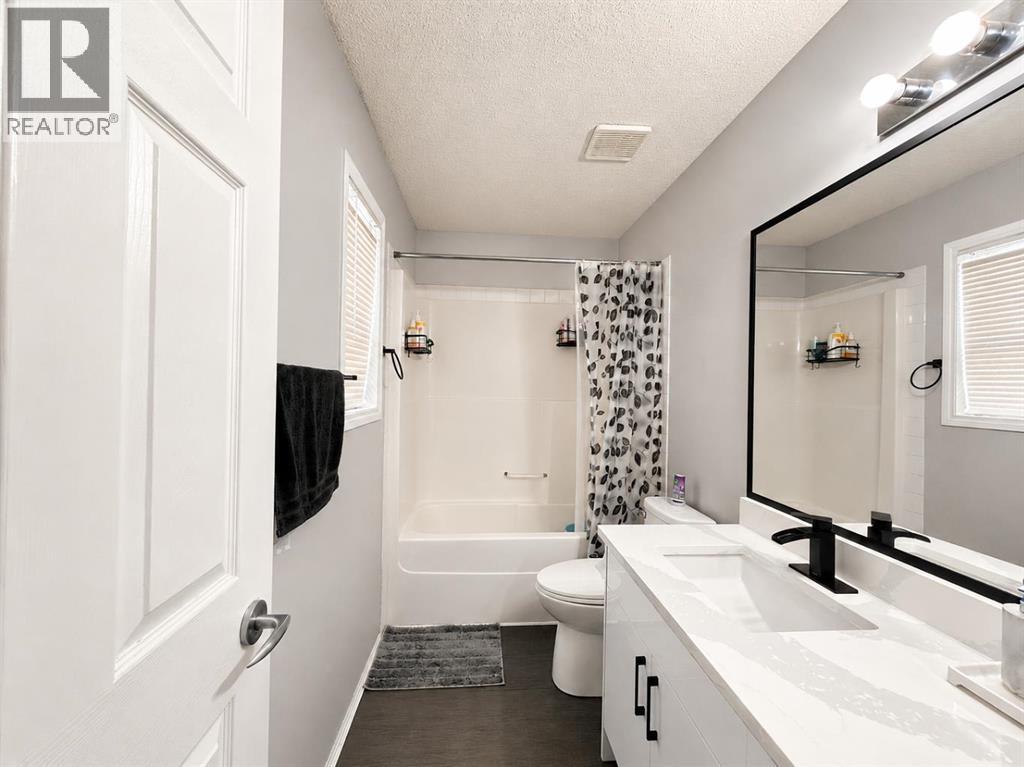 Upper Floor Bathroom