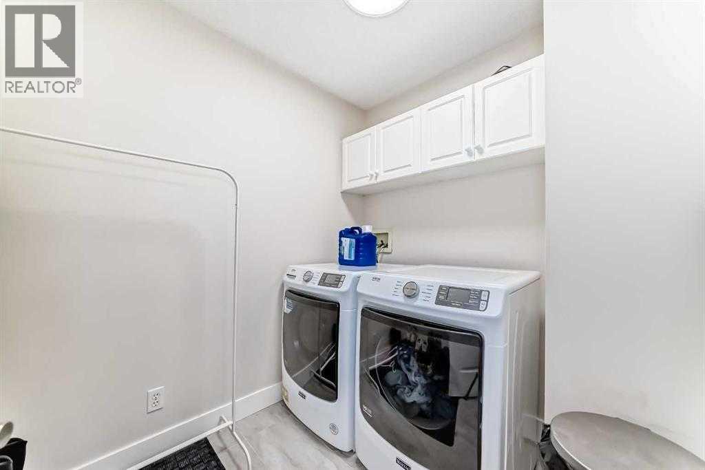 7165 California Boulevard NE - 17