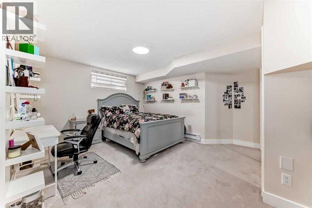 7165 California Boulevard NE - 21