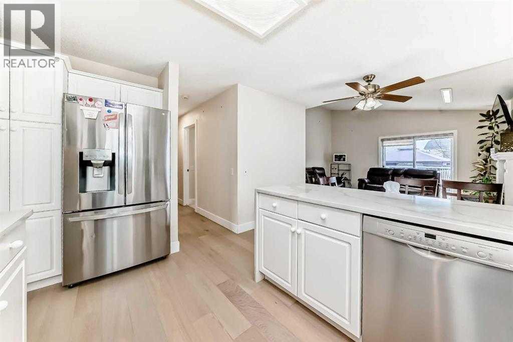 7165 California Boulevard NE - 39