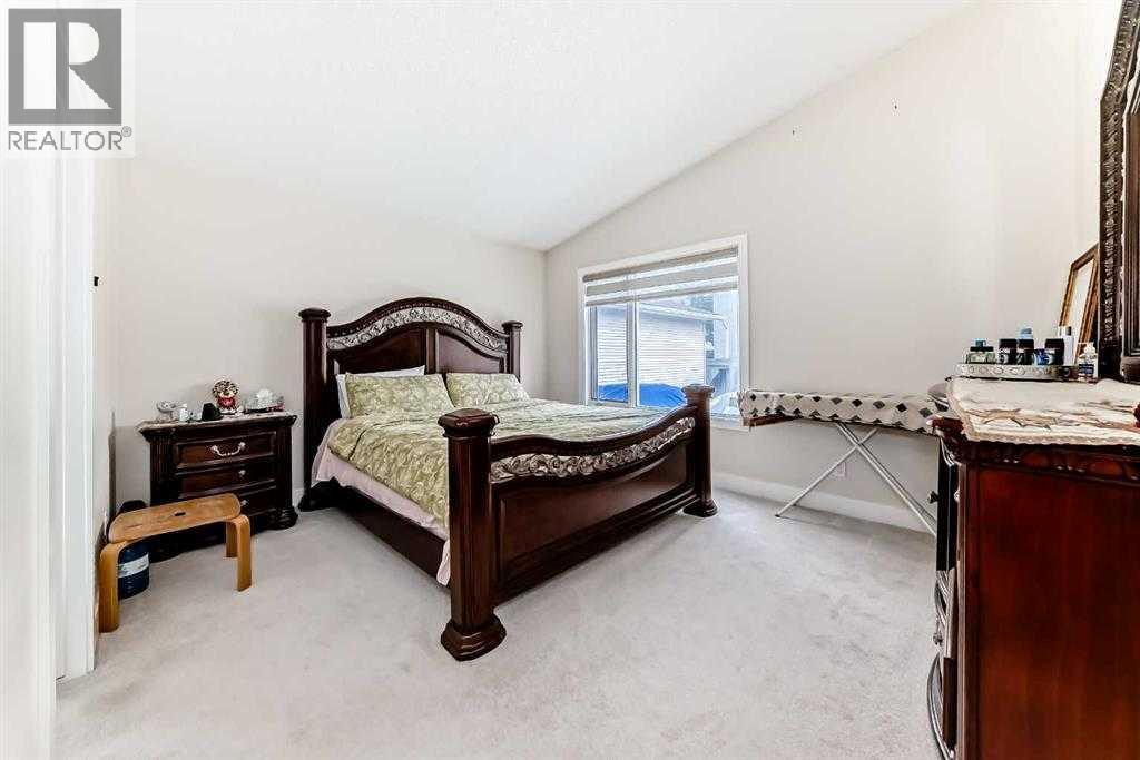 7165 California Boulevard NE - 4