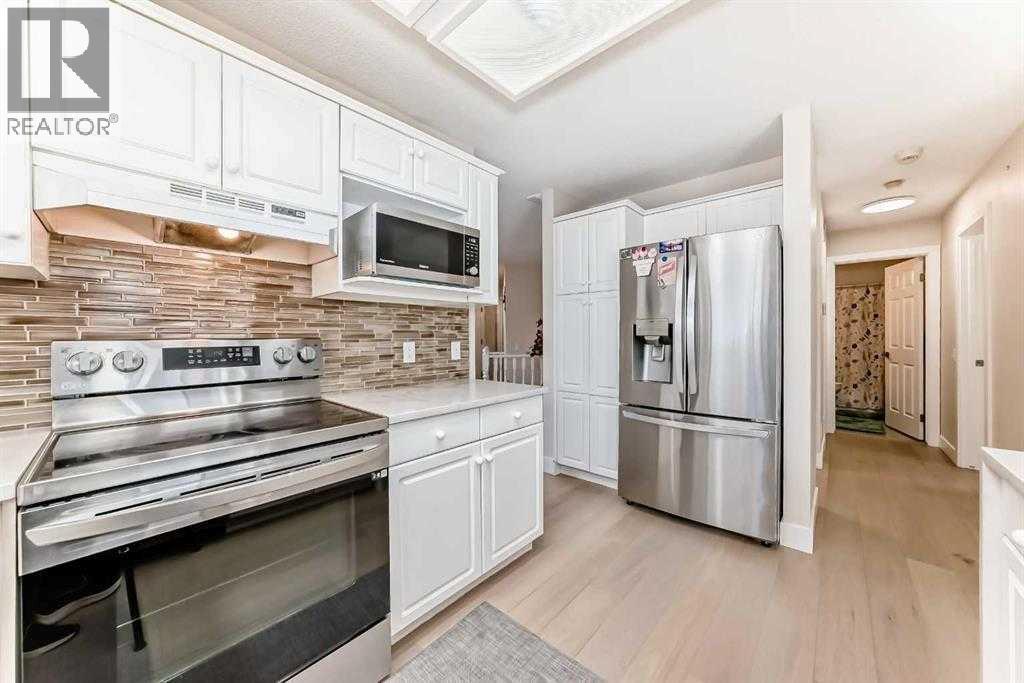 7165 California Boulevard NE - 40