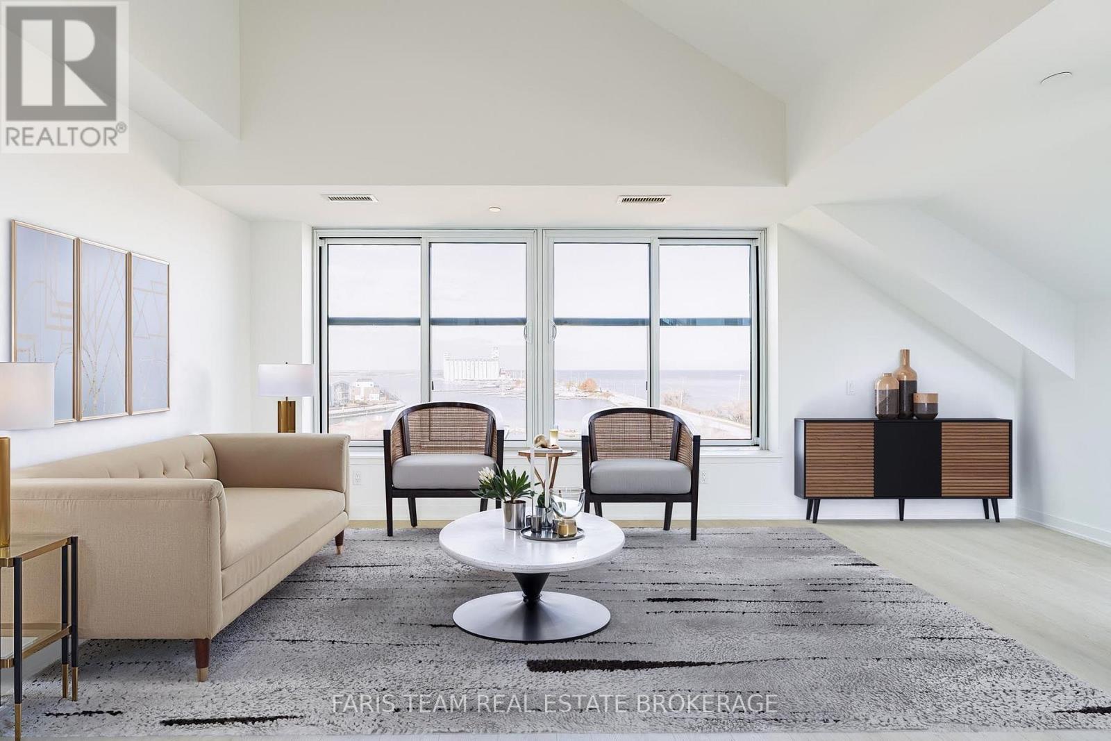 #621 31 HURON STREET - 5