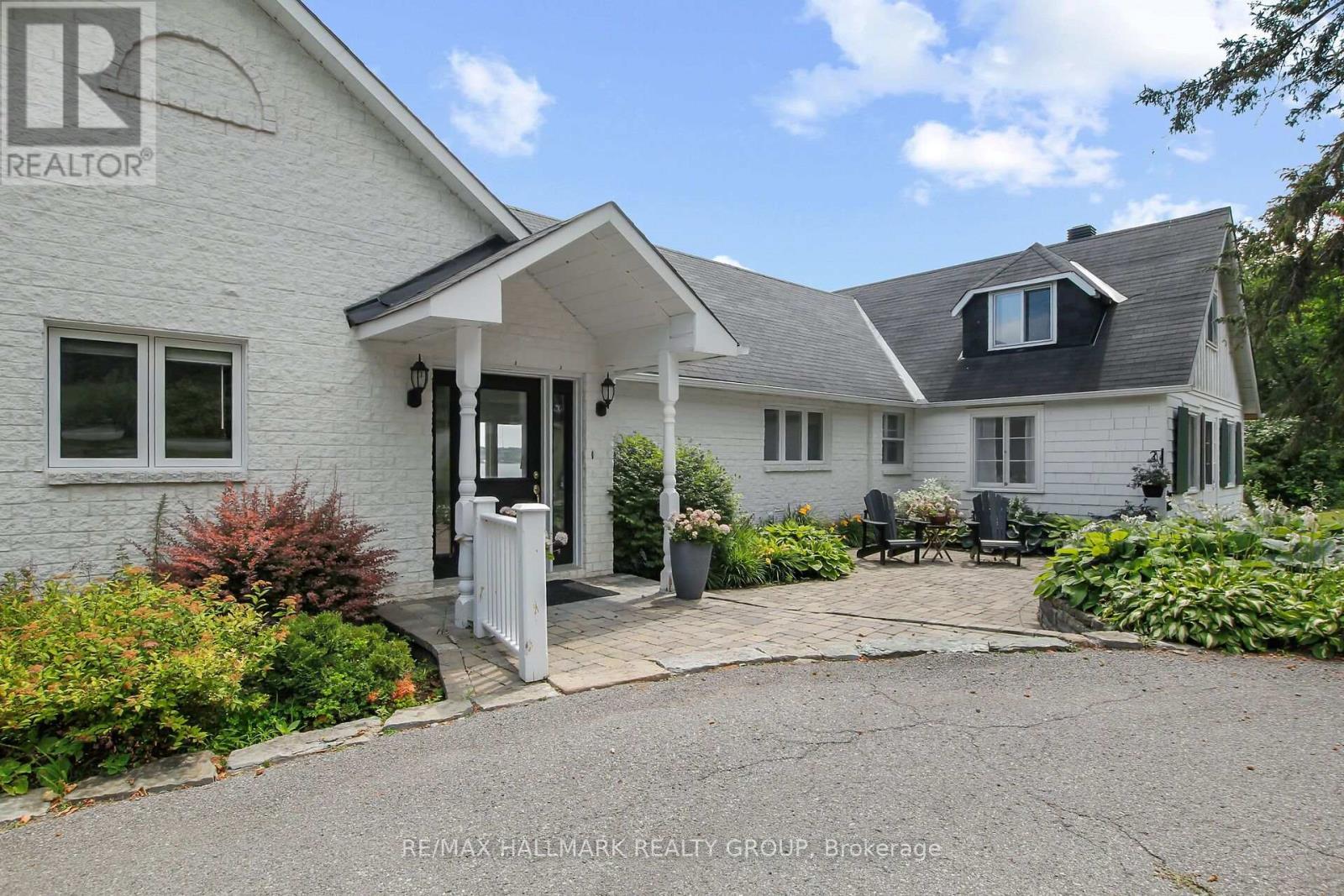 350 BERRY SIDE ROAD, Ottawa. Luxury613. By Peter Sagos - Image 3