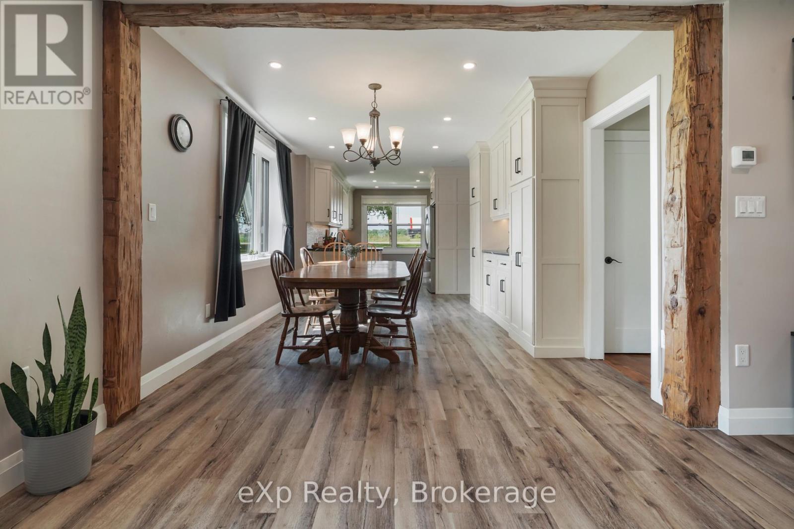 44032 AMBERLEY ROAD - Image 23
