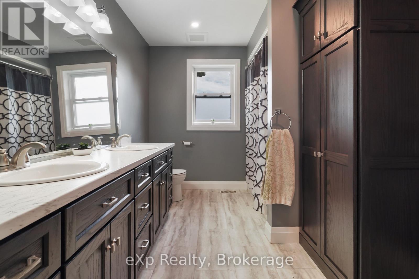 44032 AMBERLEY ROAD - Image 26