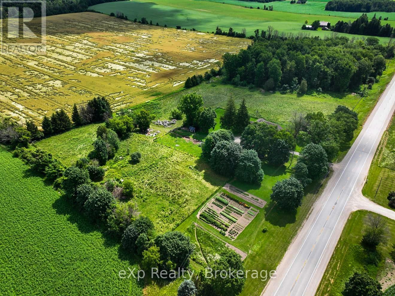 44032 AMBERLEY ROAD - Image 43