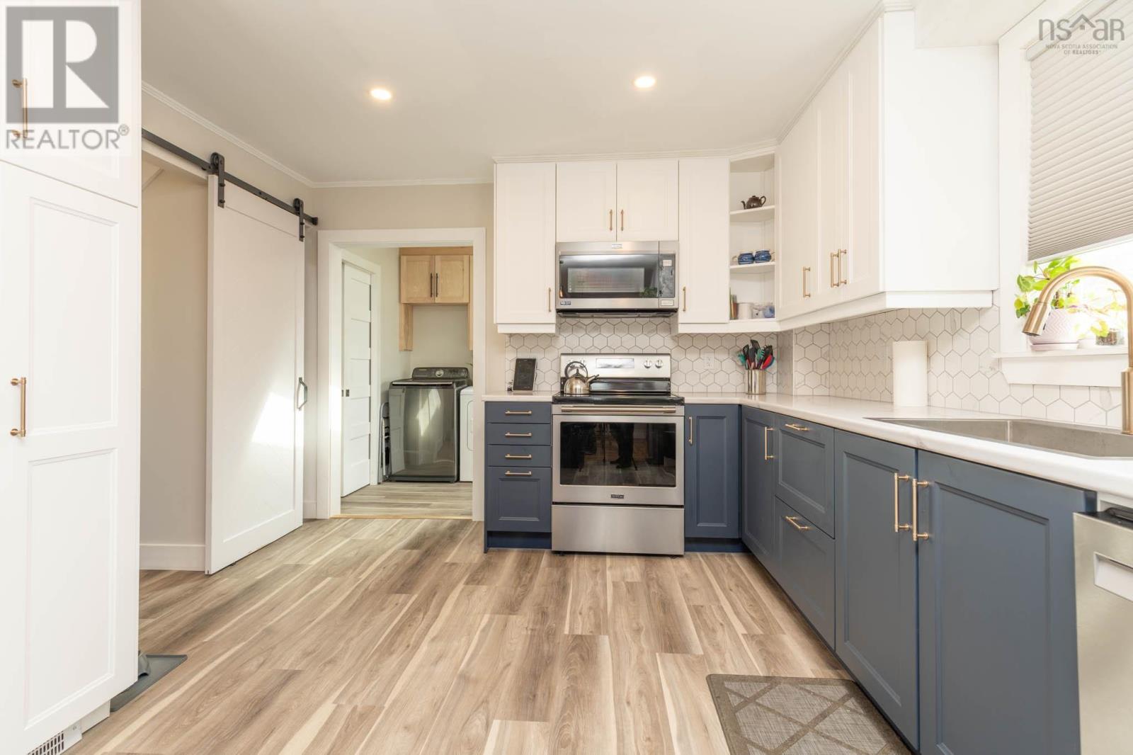4 Carol Avenue - 20