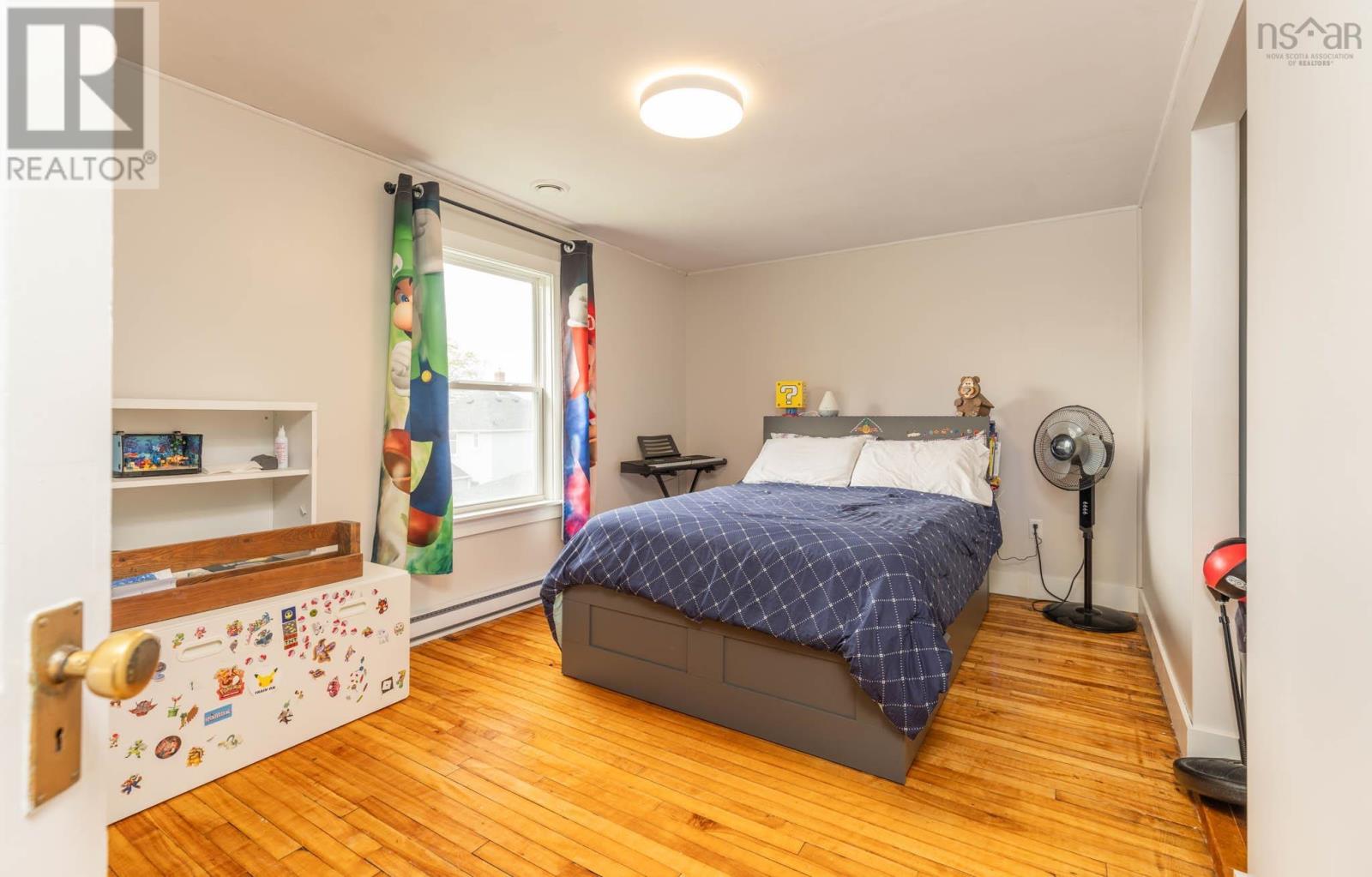 4 Carol Avenue - 31