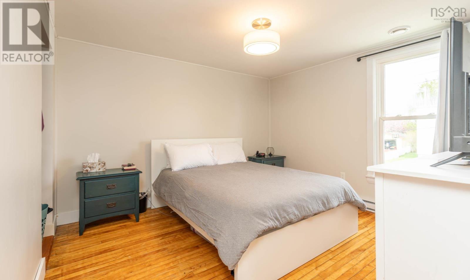 4 Carol Avenue - 30