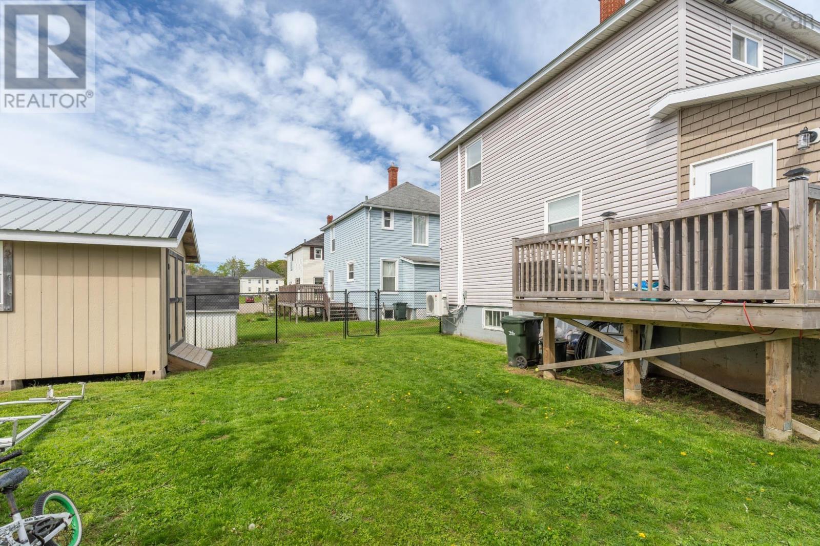 4 Carol Avenue - 5