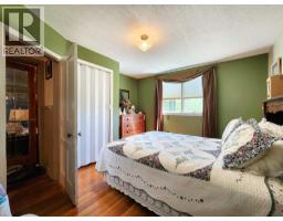 Bedroom - 4221 6 Highway, Twin Butte, AB T0K1W0 Photo 12