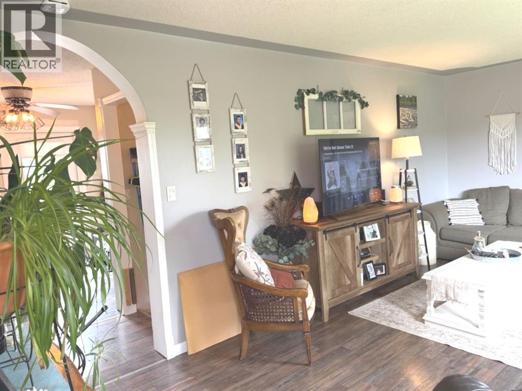 25 Centennial Crescent - 16