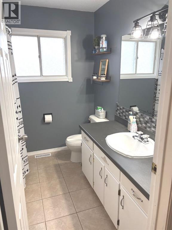 25 Centennial Crescent - 6