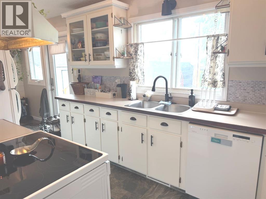 25 Centennial Crescent - 5