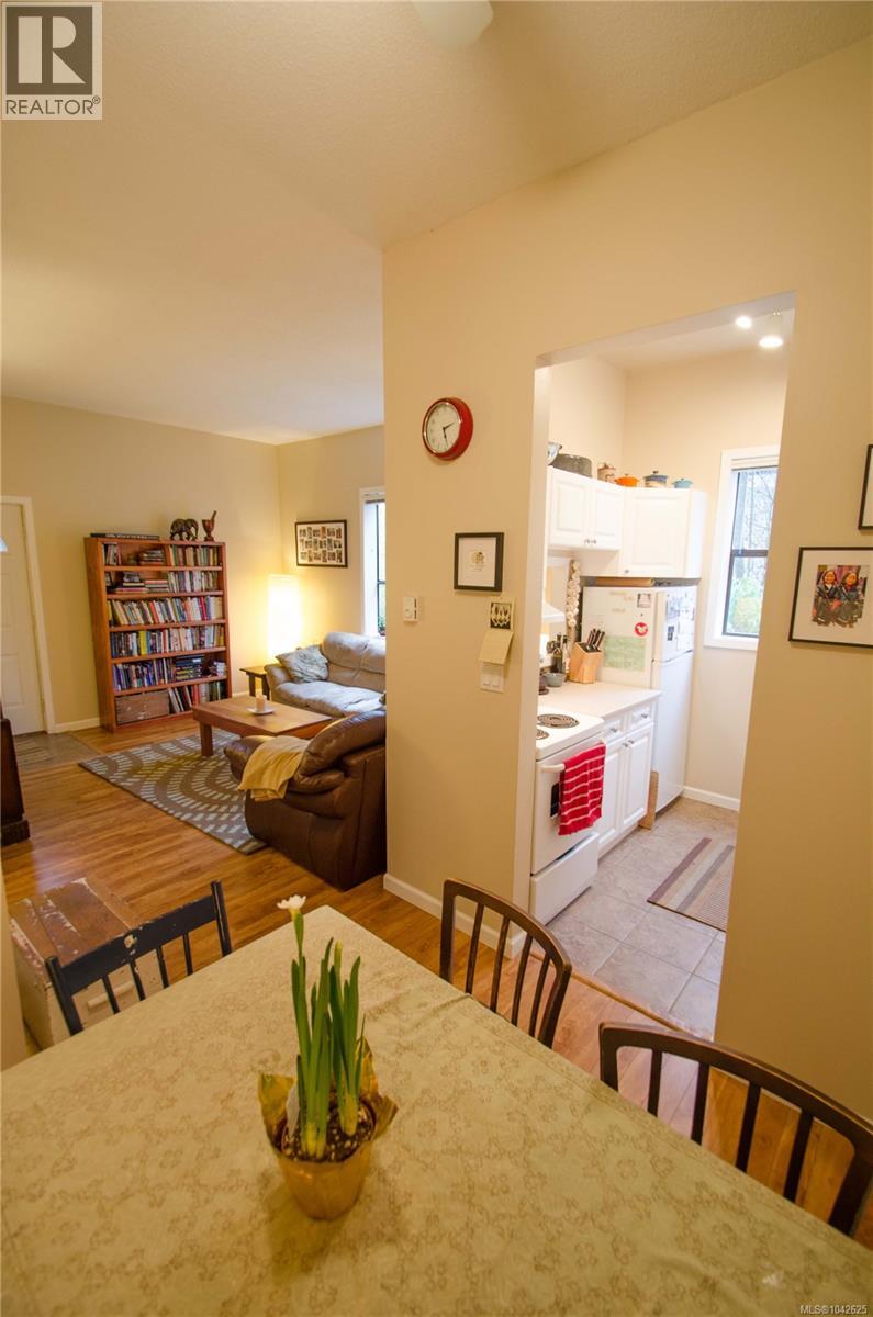 1025 Carberry Gdns - 23