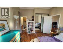 1025 Carberry Gdns, Victoria, BC V8S3R8 Photo 9