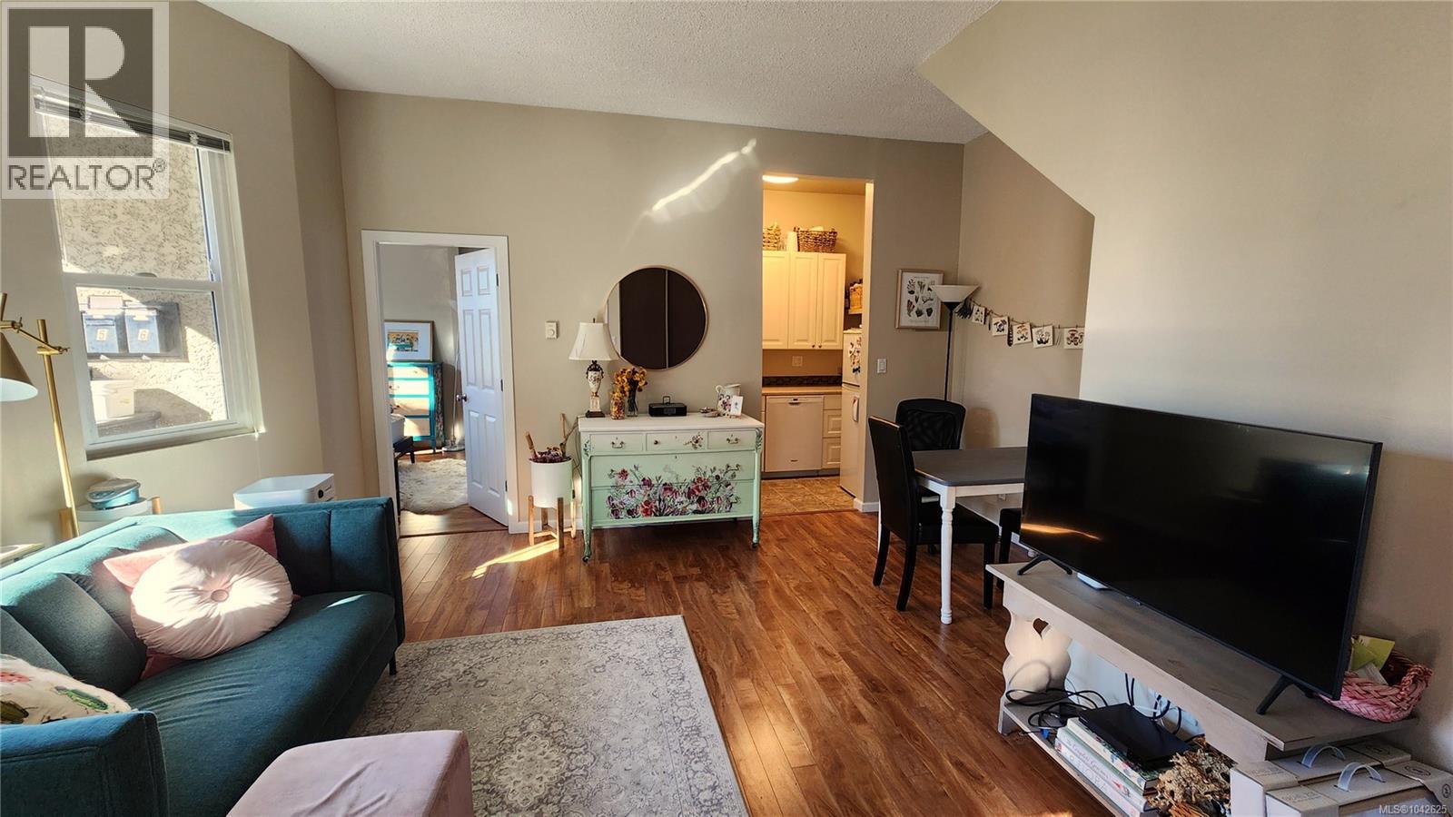 1025 Carberry Gdns - 7