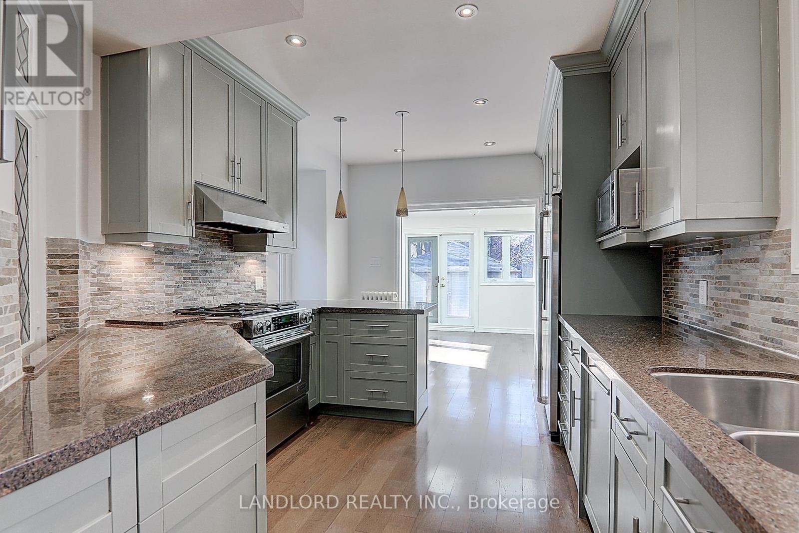 Photo of 138 Fallingbrook Road