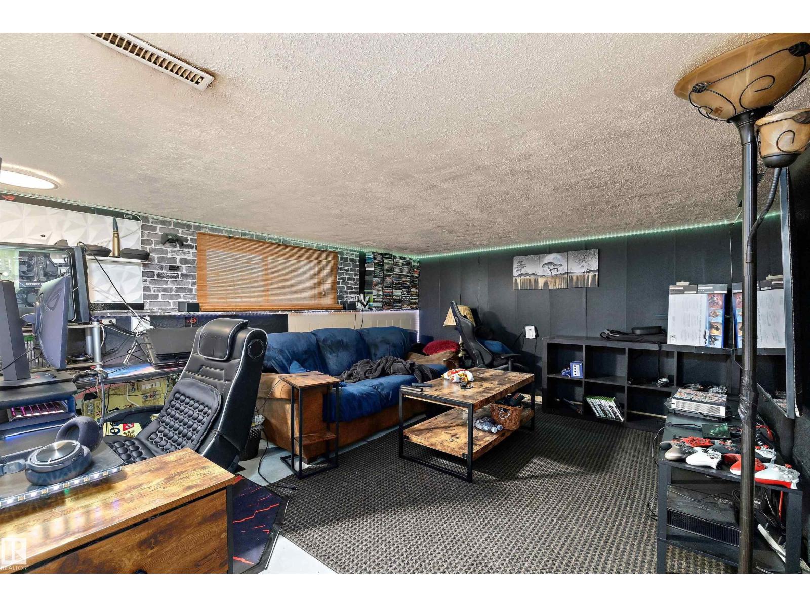 55532 RGE ROAD 250 - 28