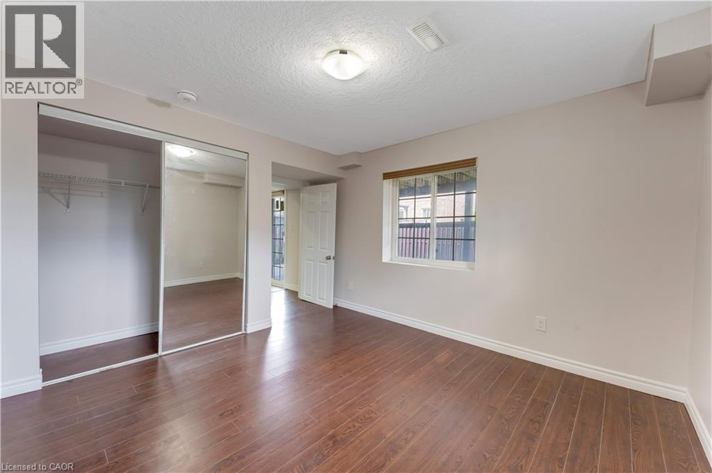 1263 COUNTRYSTONE Drive - 32