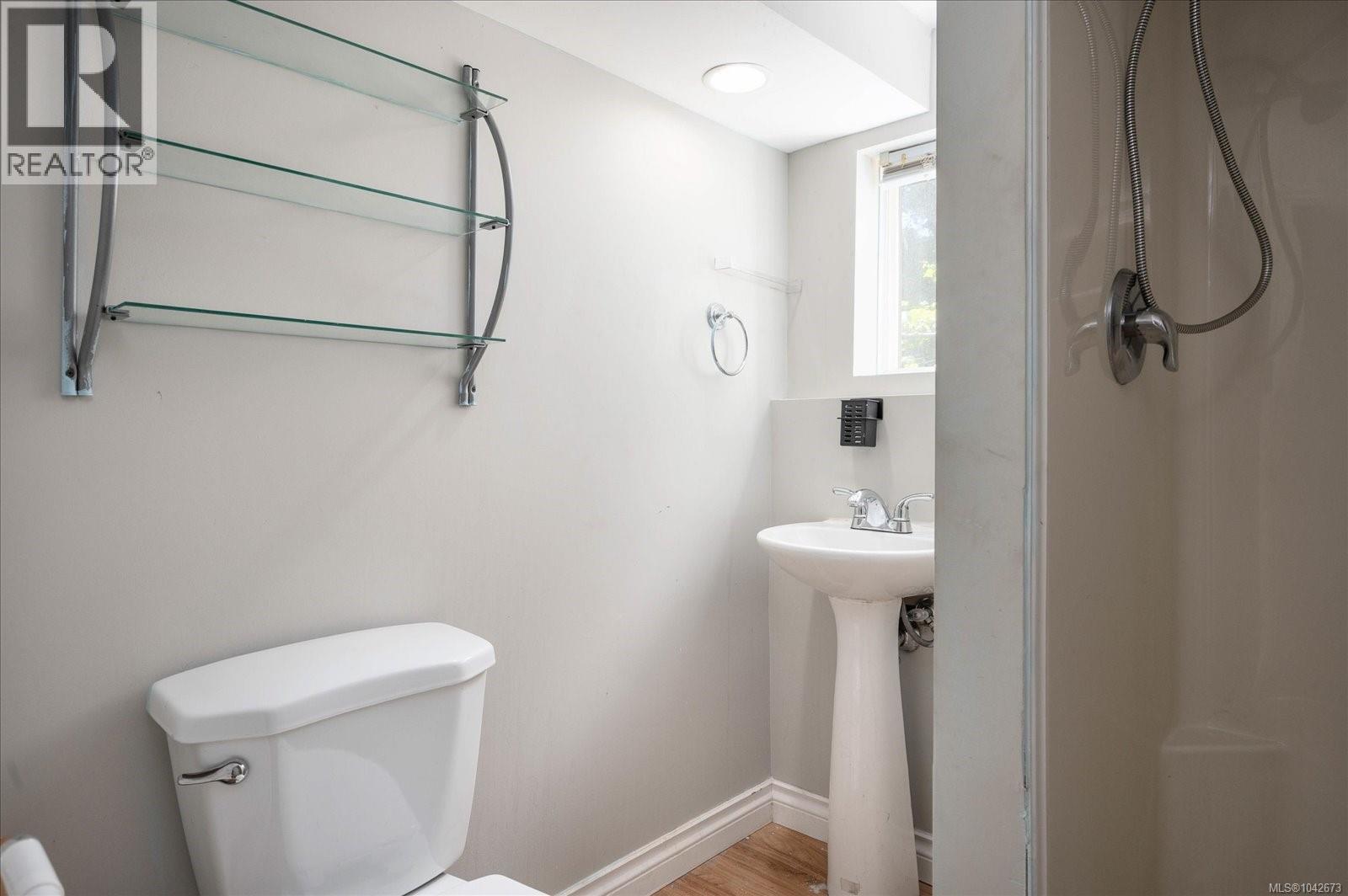 261 Villa Rd - 18