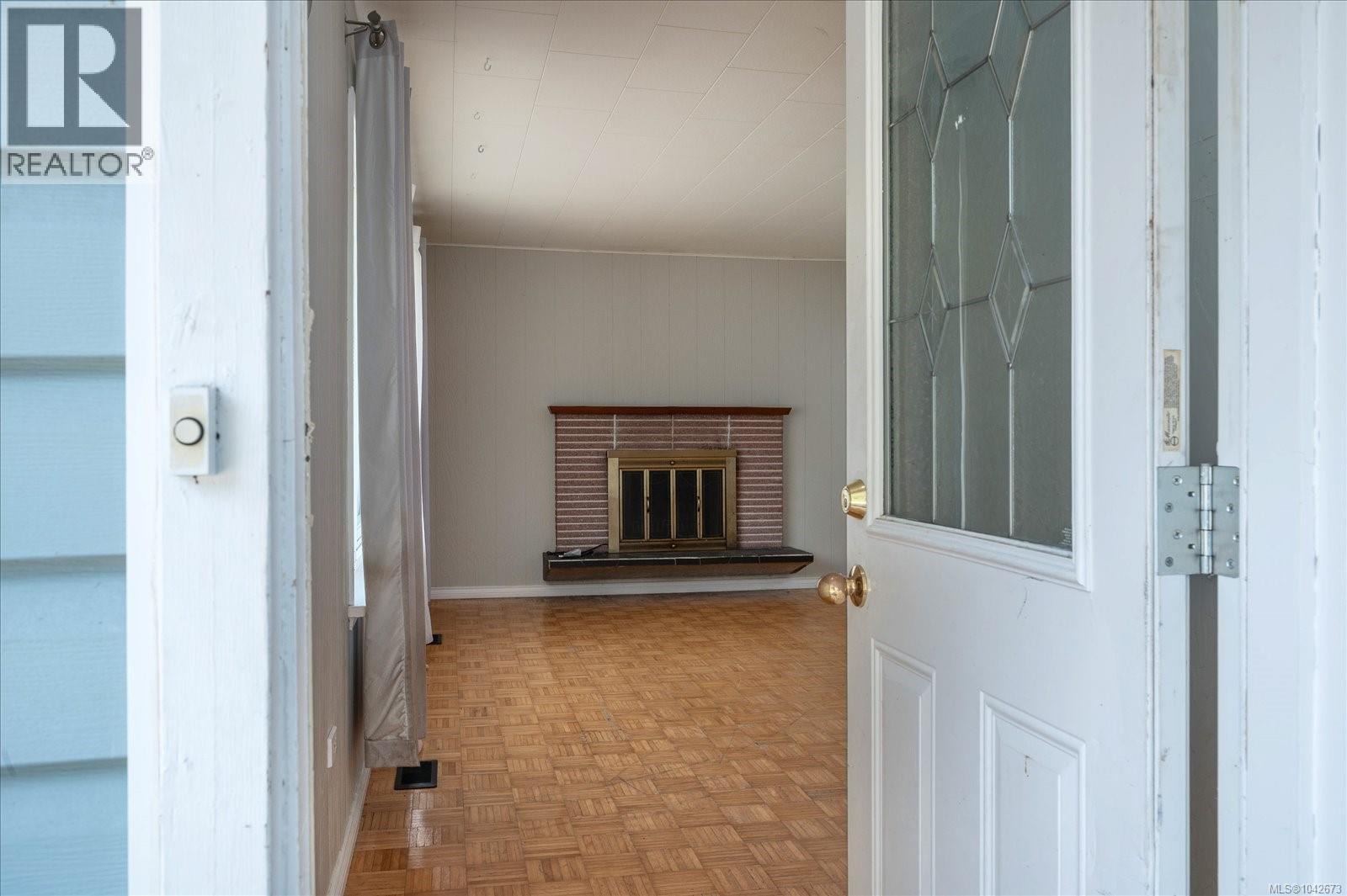 261 Villa Rd - 2