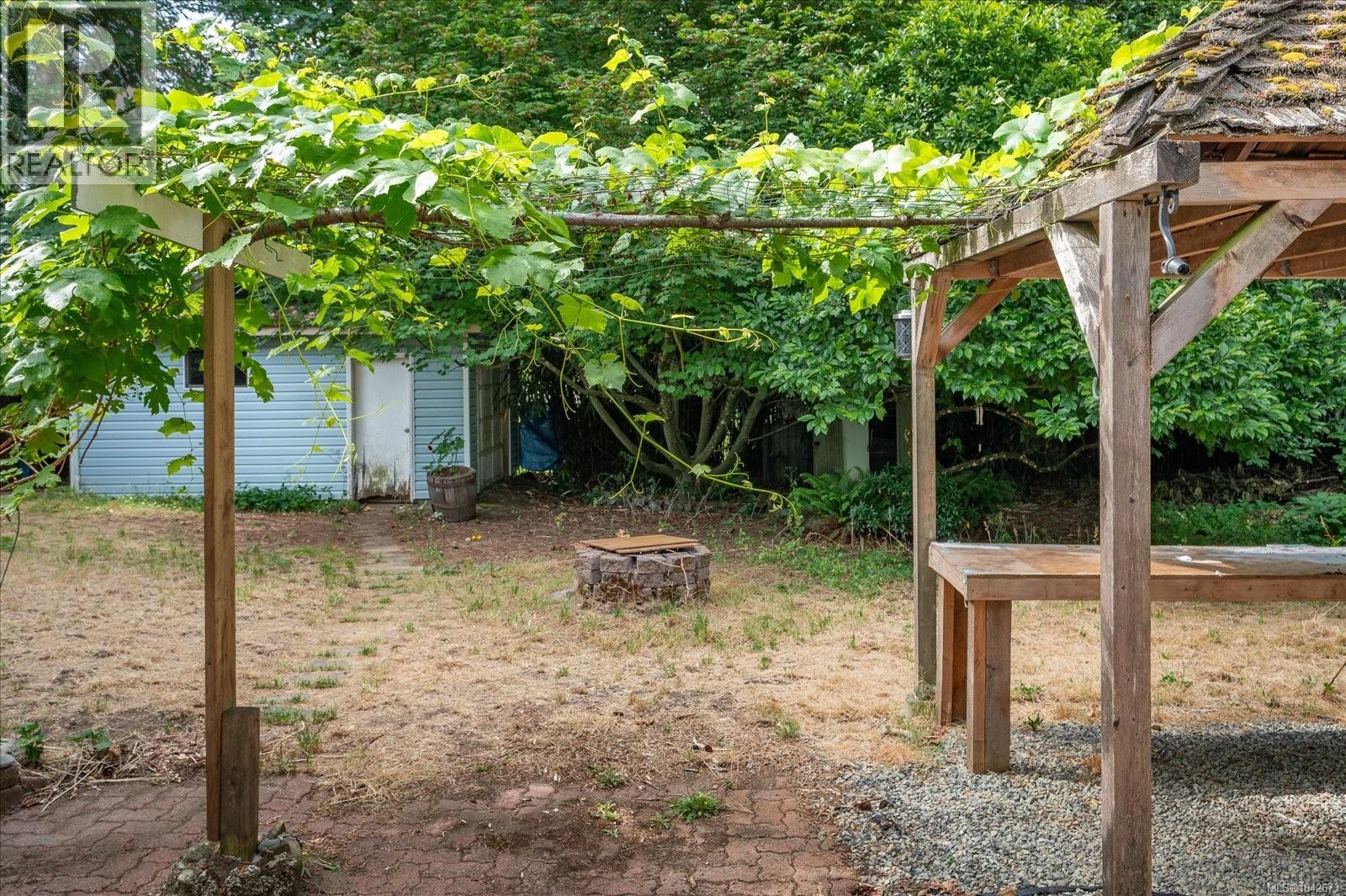 261 Villa Rd - 23