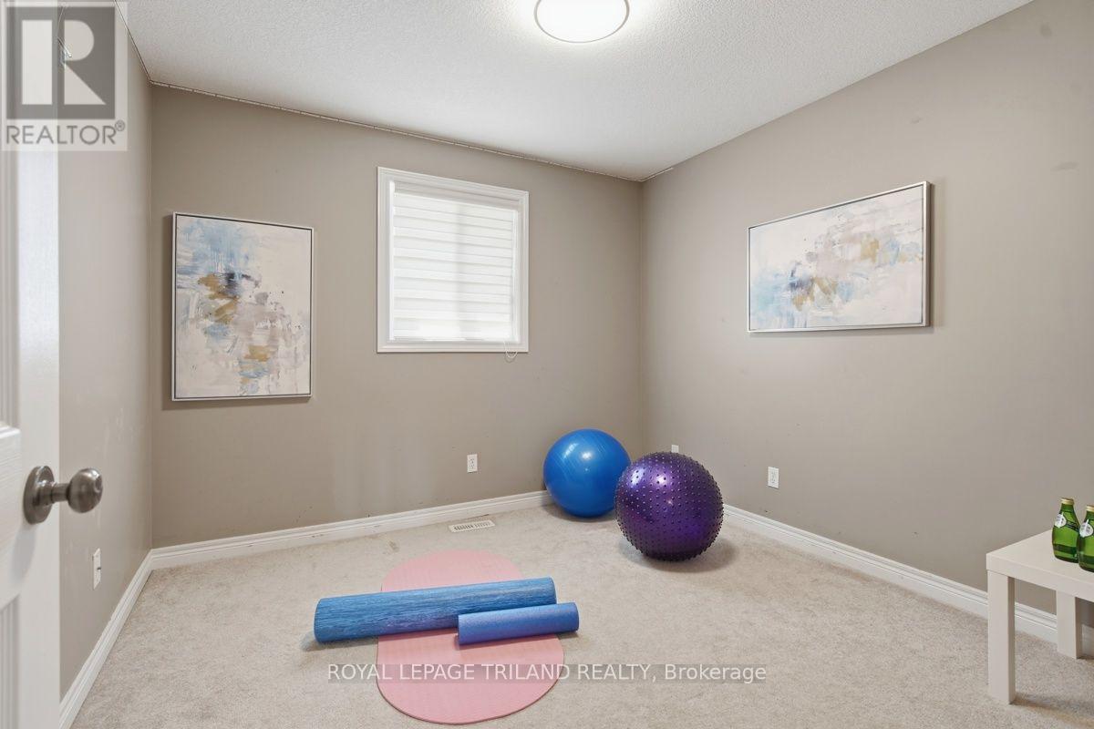 713 THISTLEWOOD DRIVE - 27