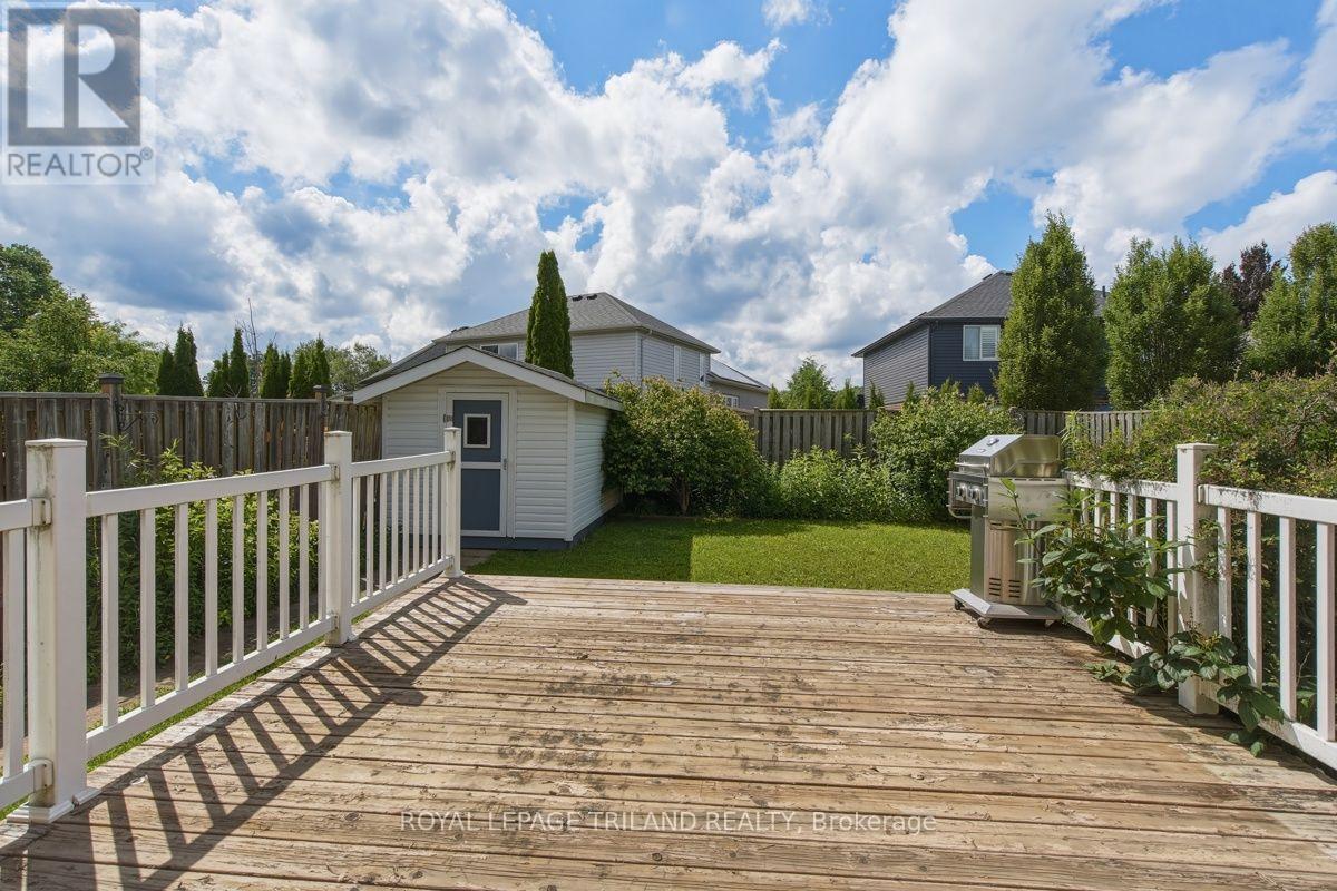 713 THISTLEWOOD DRIVE - 40