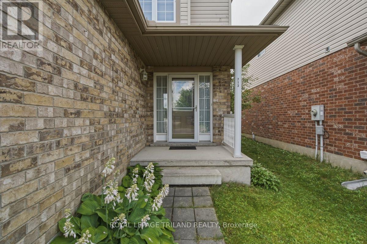 713 THISTLEWOOD DRIVE - 5