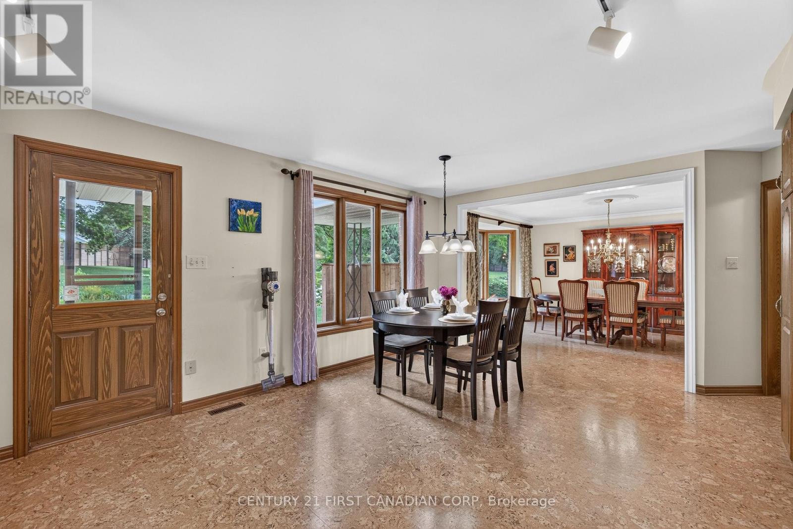 27 STIRRUP COURT - 21