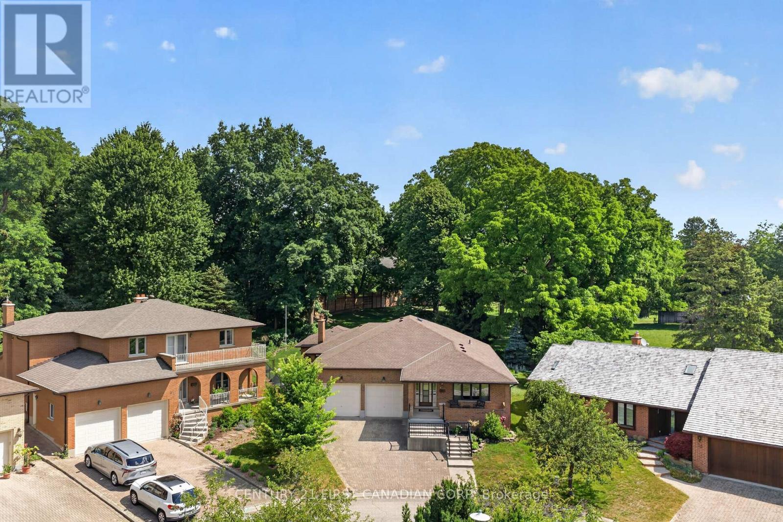 27 STIRRUP COURT - 39