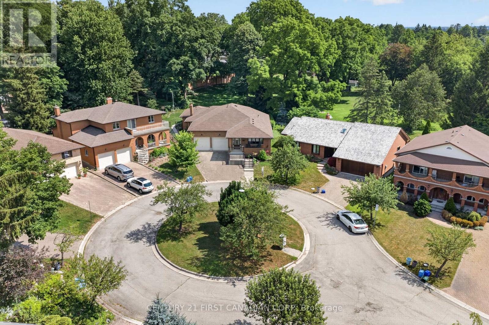 27 STIRRUP COURT - 45