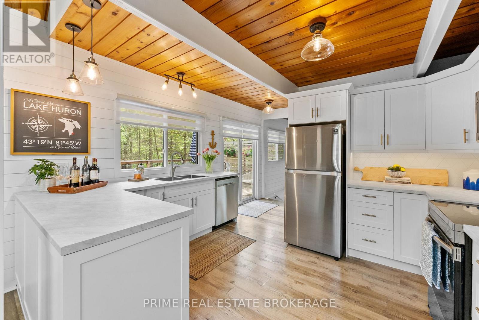 10291 PINES PARKWAY - 12