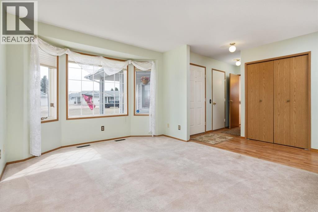3924 56A Street Close - 9