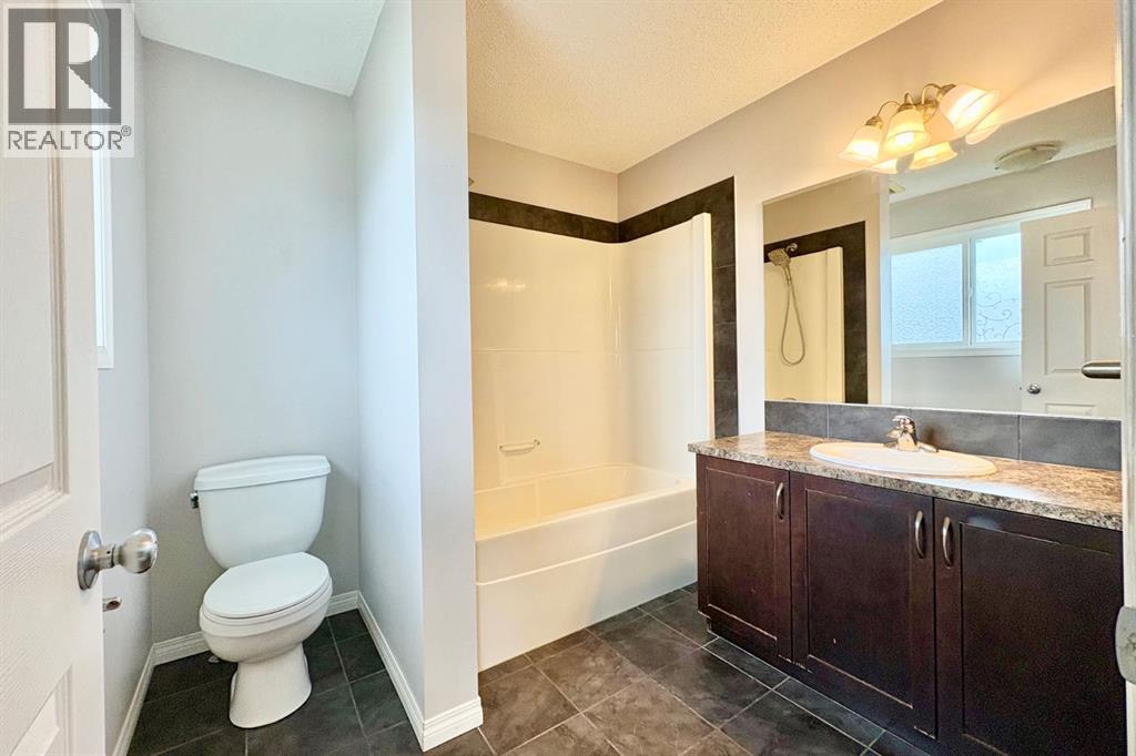 21 Walden Square SE — photo 31