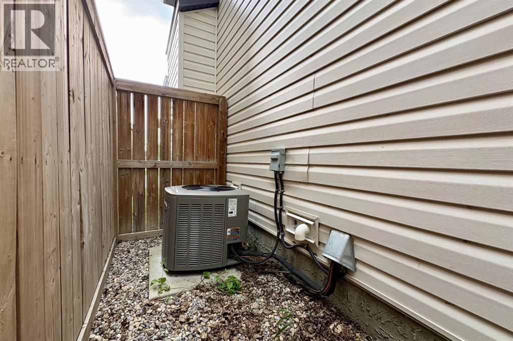 21 Walden Square SE — photo 46