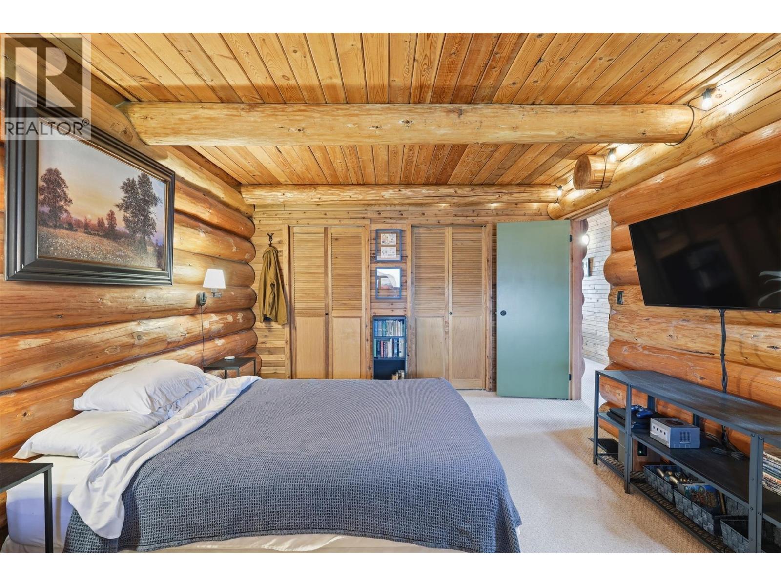 1135 CLEARVIEW Drive - Image 22
