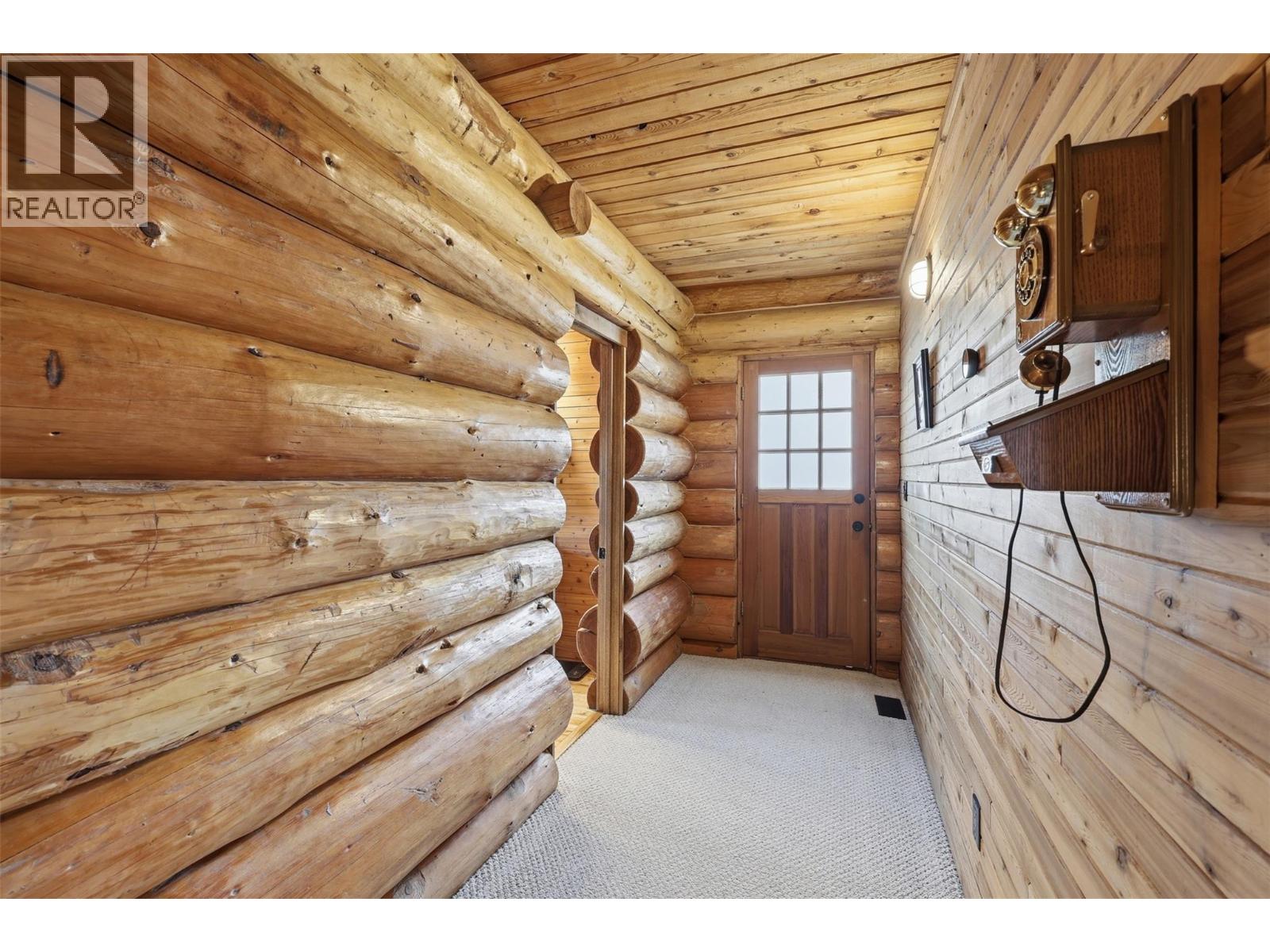 1135 CLEARVIEW Drive - Image 27