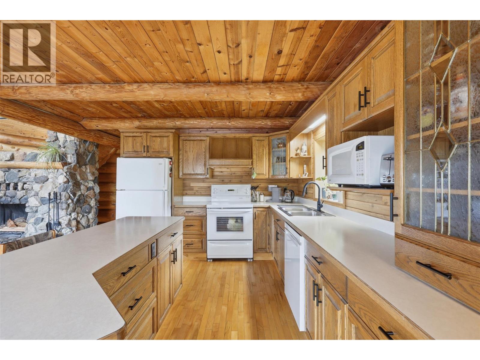 1135 CLEARVIEW Drive - Image 18
