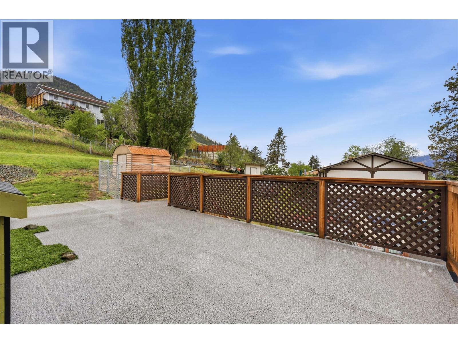 1135 CLEARVIEW Drive - Image 54