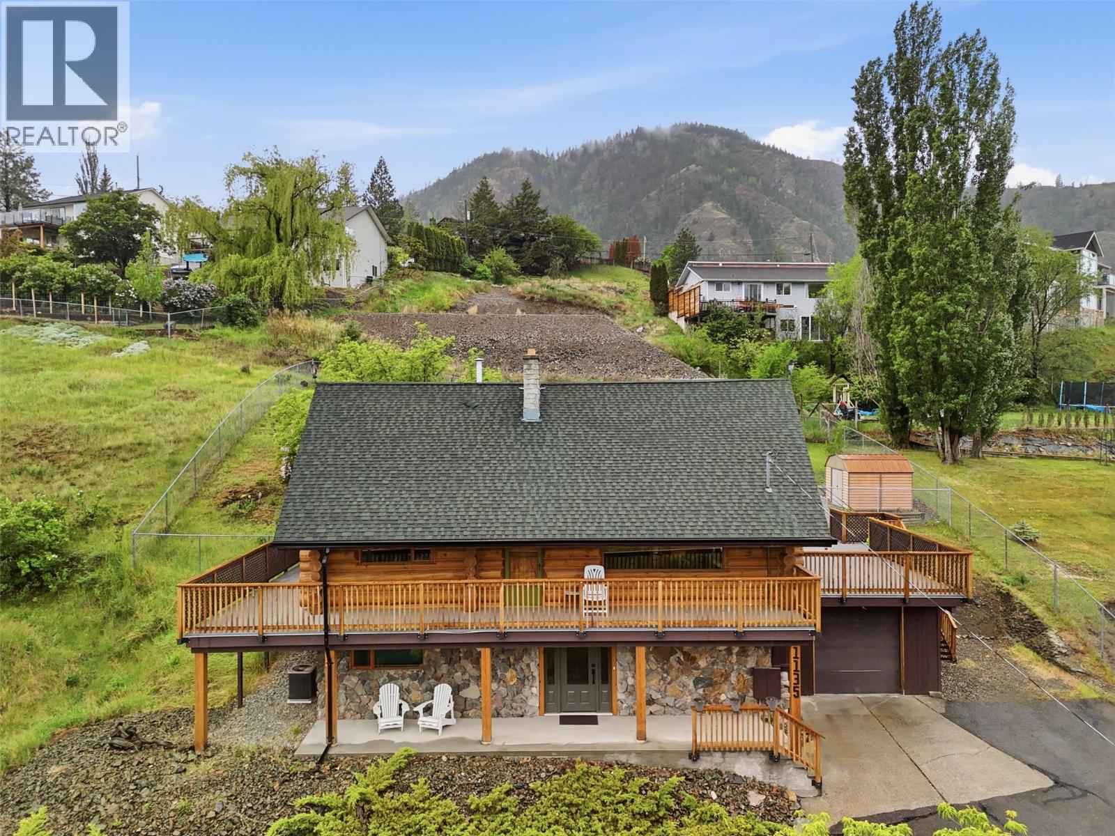 1135 CLEARVIEW Drive - 1