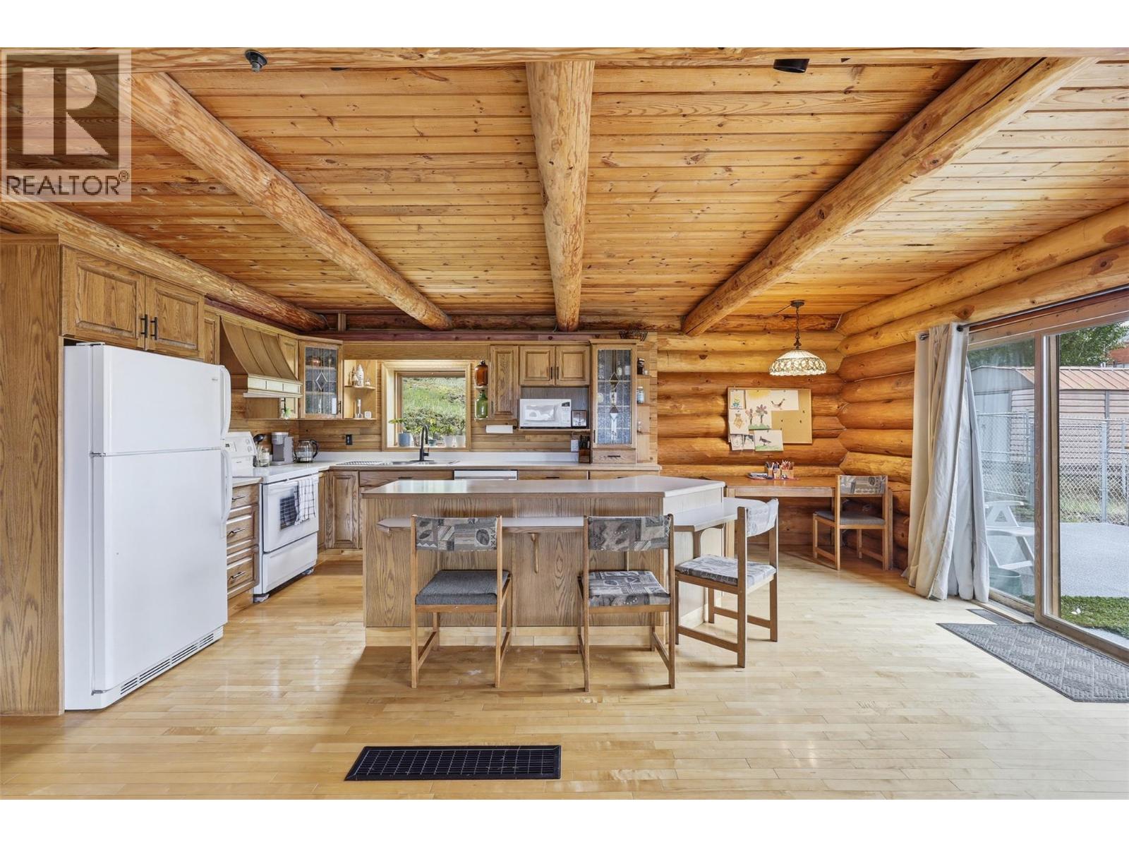 1135 CLEARVIEW Drive - Image 16