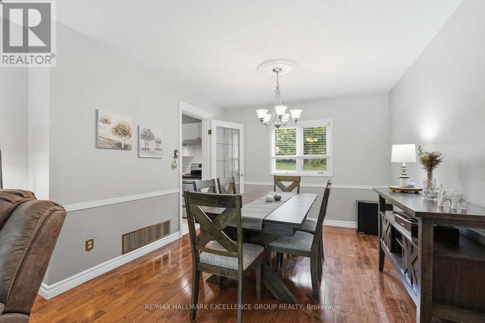 6126 VINEYARD DRIVE, Ottawa. Luxury613. By Peter Sagos - Image 10