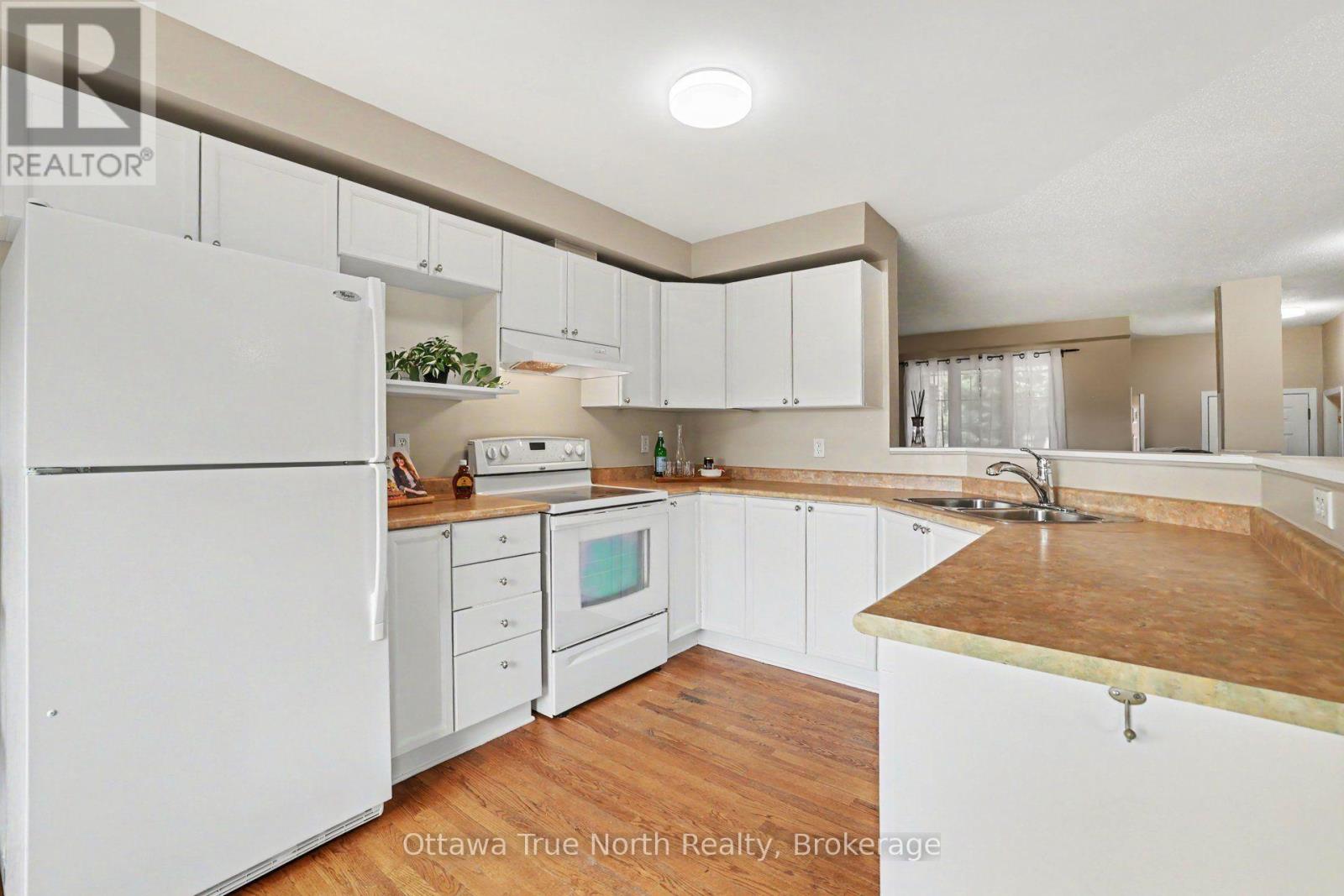 187 KINCARDINE DRIVE - 11