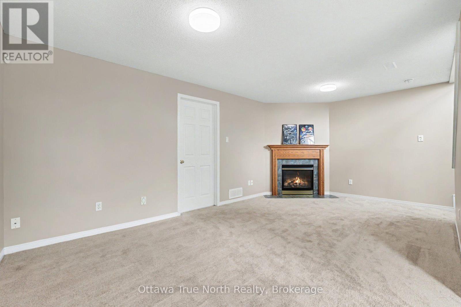 187 KINCARDINE DRIVE - 23